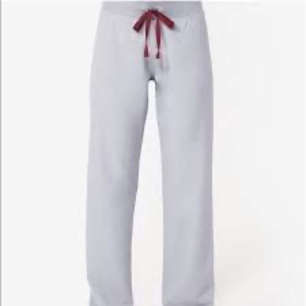 Figs Livingston Scrub Pant in Cement - size Small